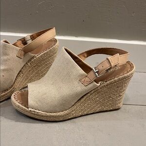 TOMS Women's Cream Wedge Espadrilles
